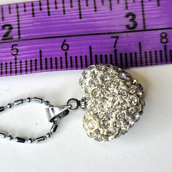 White Heart Shape Pendant On 18K Silver Necklace - Picture 7 of 12